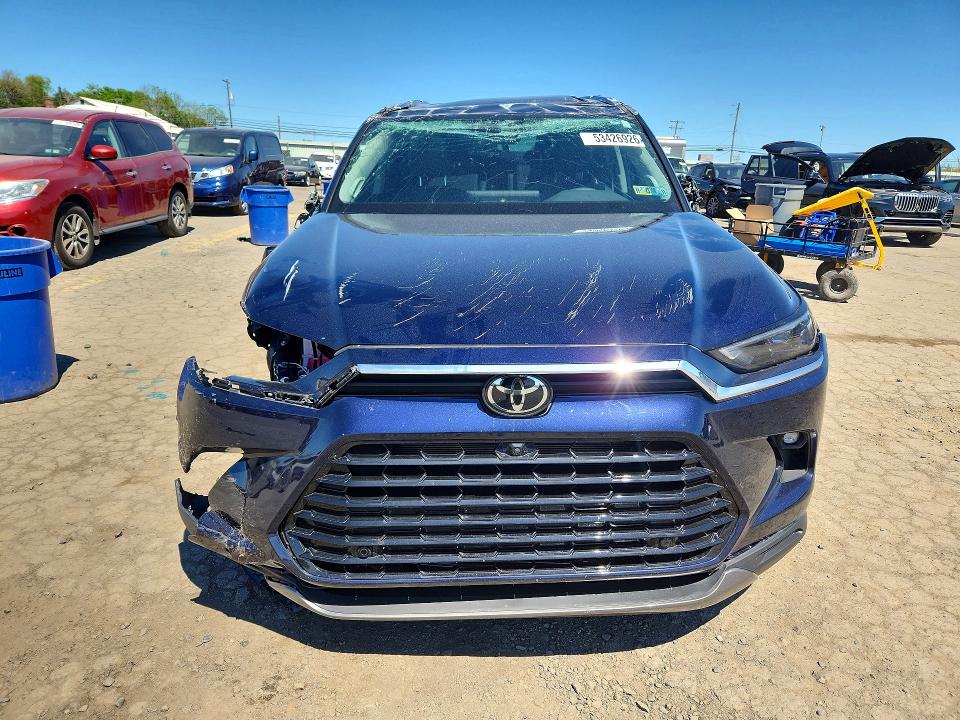 2026 Toyota Grand Highlander Hybrid მანქანა იყიდება აუქციონზე, vin: 5TDACAB53TS074864, აუქციონის ნომერი: 53426926