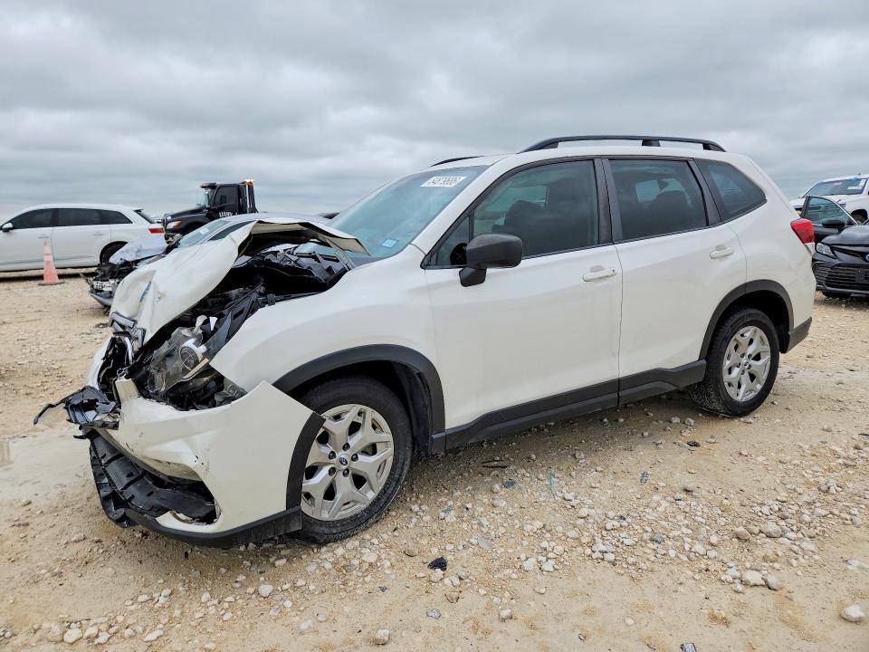 54879686 :رقم المزاد ، JF2SKADC4LH518570 vin ، 2020 Subaru Forester مزاد بيع
