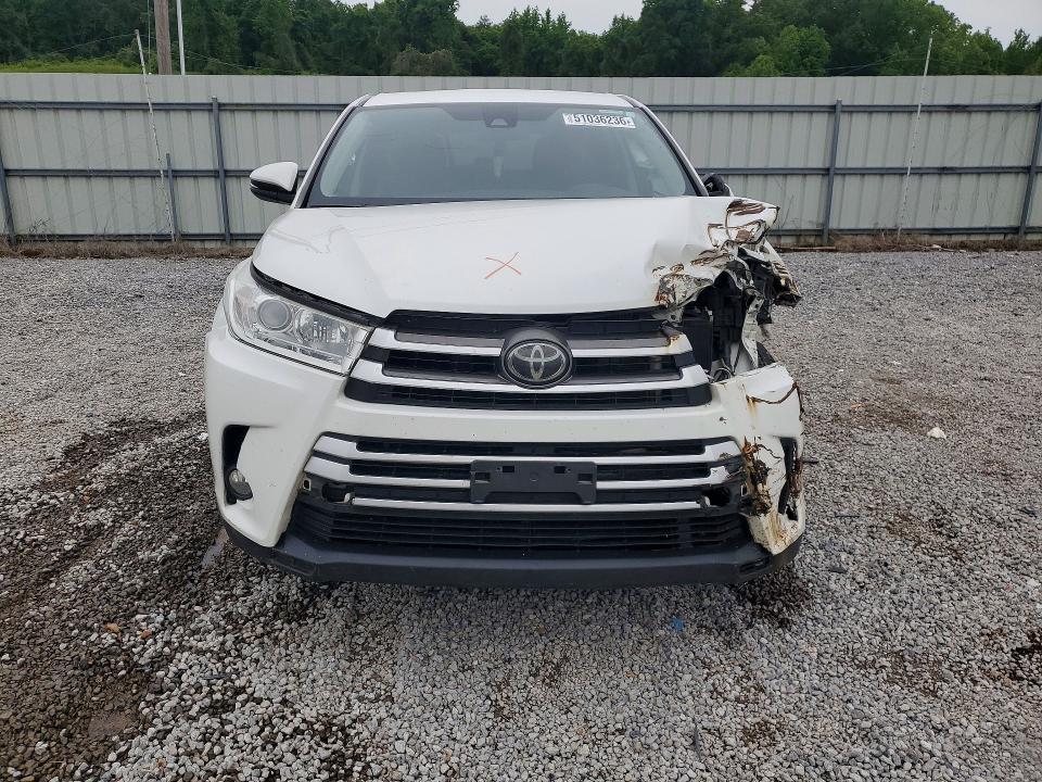 51036236 :رقم المزاد ، 5TDZZRFH2KS305532 vin ، 2019 Toyota Highlander مزاد بيع