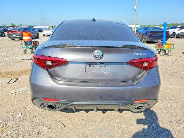 2023 Alfa Romeo Giulia მანქანა იყიდება აუქციონზე, vin: ZARFAMBN4P7671380, აუქციონის ნომერი: 53003426