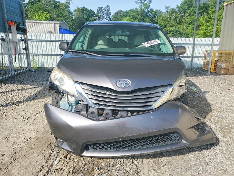 Продаж на аукціоні авто 2013 Toyota Sienna, vin: 5TDYK3DC5DS389773, номер лоту: 52098726