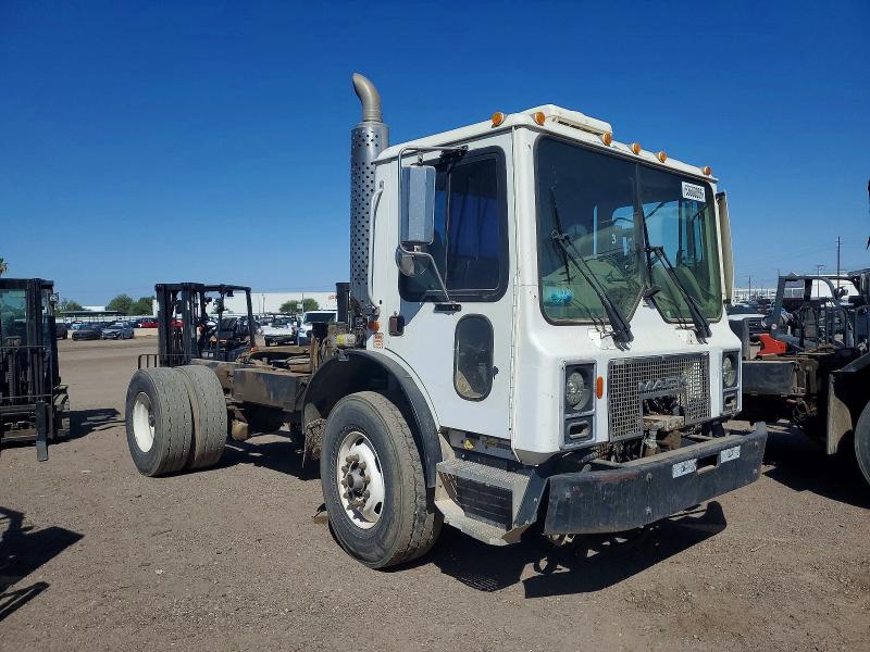 Продажа на аукционе авто 2005 Mack Mr688p, vin: 1M2K194Y45M029572, номер лота: 53608886