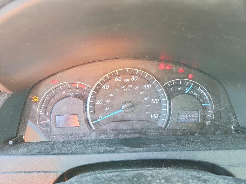 53284726 :رقم المزاد ، 4T1BF1FK2CU570242 vin ، 2012 Toyota Camry مزاد بيع