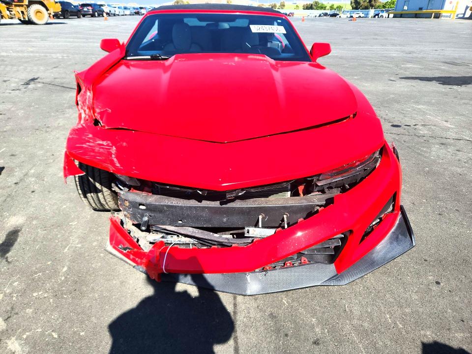 52437456 :رقم المزاد ، 2G1FD3D30F9215535 vin ، 2015 Chevrolet Camaro مزاد بيع