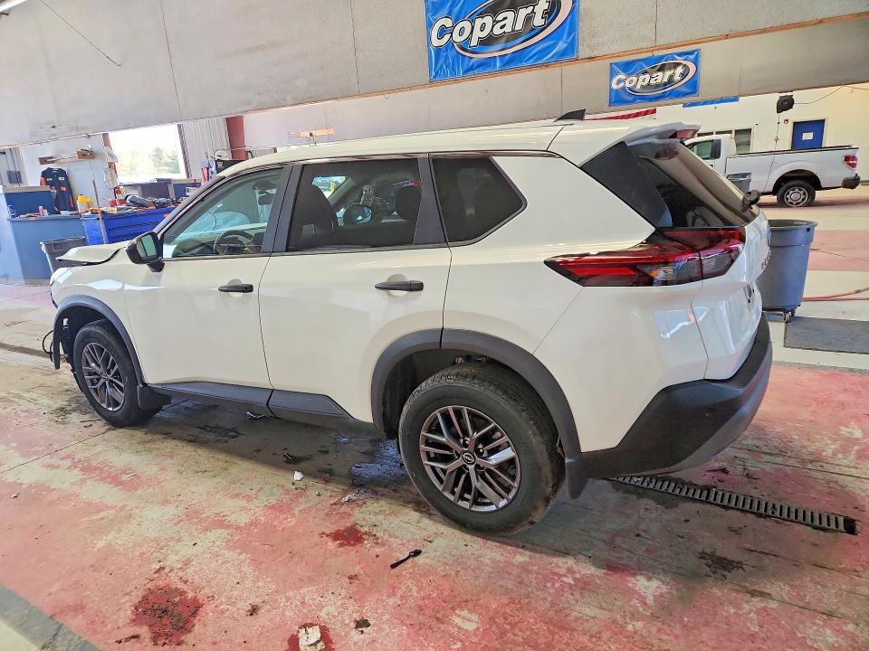 Продаж на аукціоні авто 2023 Nissan Rogue, vin: 5N1BT3AB7PC882855, номер лоту: 51885616