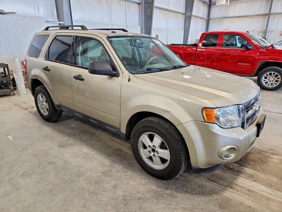 55031226 :رقم المزاد ، 1FMCU9DG3AKC15676 vin ، 2010 Ford Escape مزاد بيع