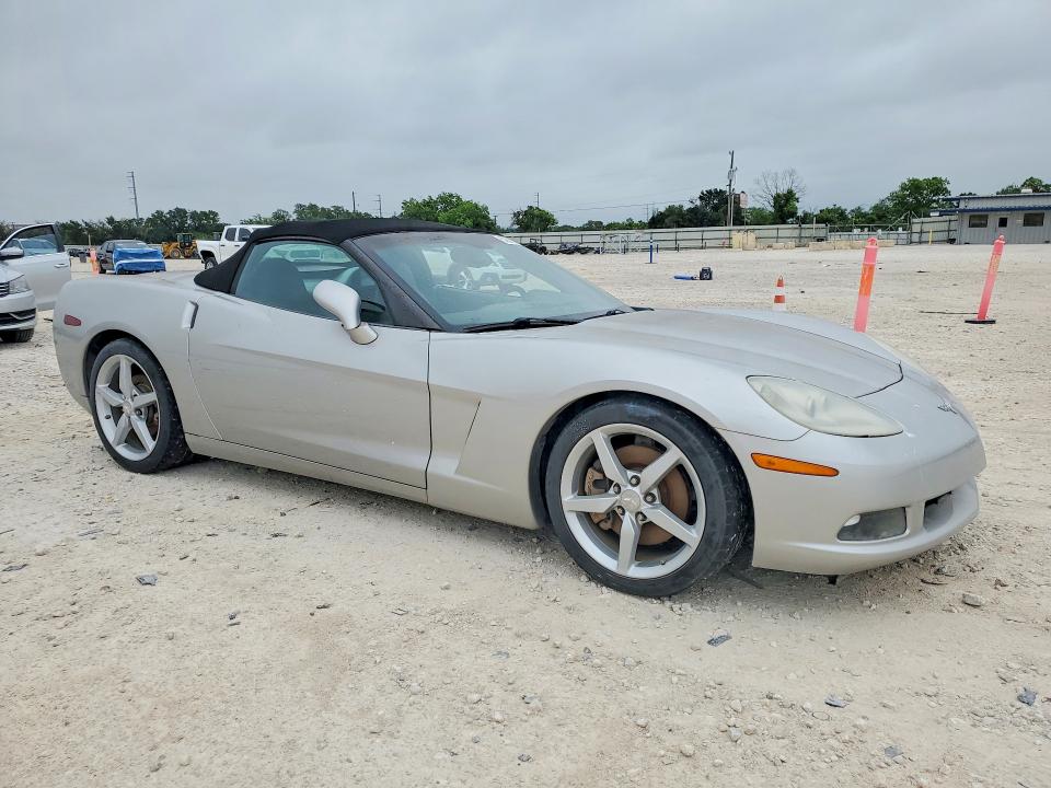 52819226 :رقم المزاد ، 1G1YY34U655123539 vin ، 2005 Chev Corvette مزاد بيع