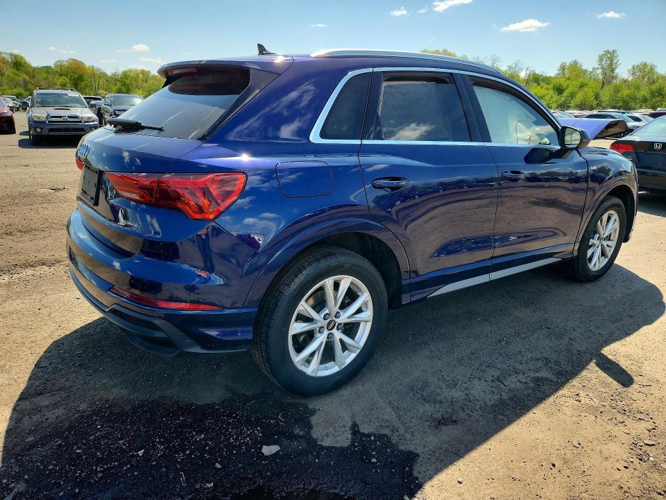 Продажа на аукционе авто 2022 Audi Q3, vin: WA1DECF33N1133272, номер лота: 52856256