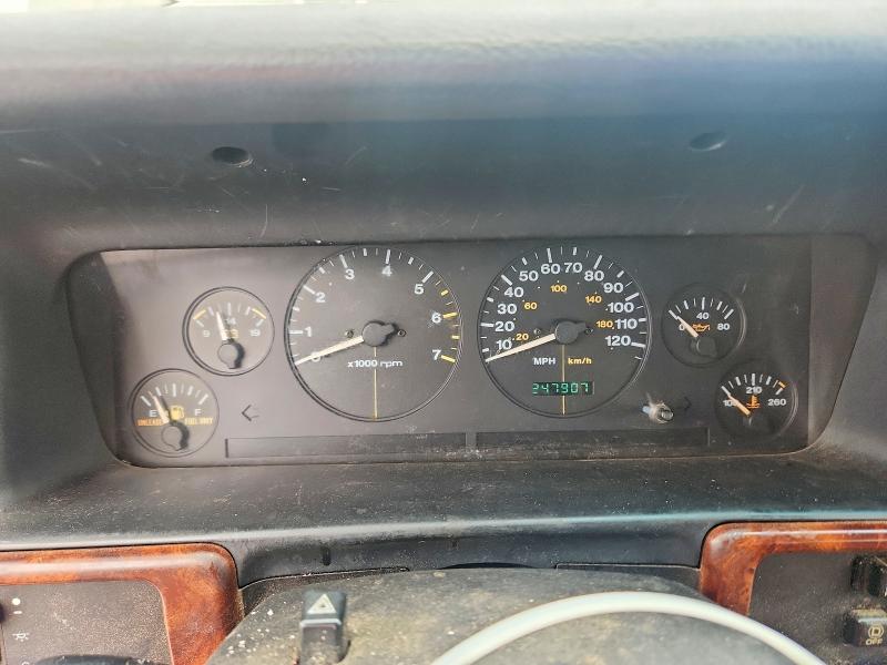 1998 Jeep Grand Cherokee მანქანა იყიდება აუქციონზე, vin: 1J4GZ58S4WC270230, აუქციონის ნომერი: 55138126