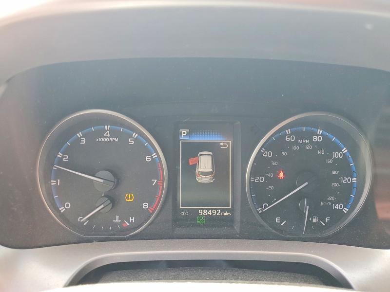 2018 Toyota Rav4 მანქანა იყიდება აუქციონზე, vin: JTMZFREV7JD127319, აუქციონის ნომერი: 49751796