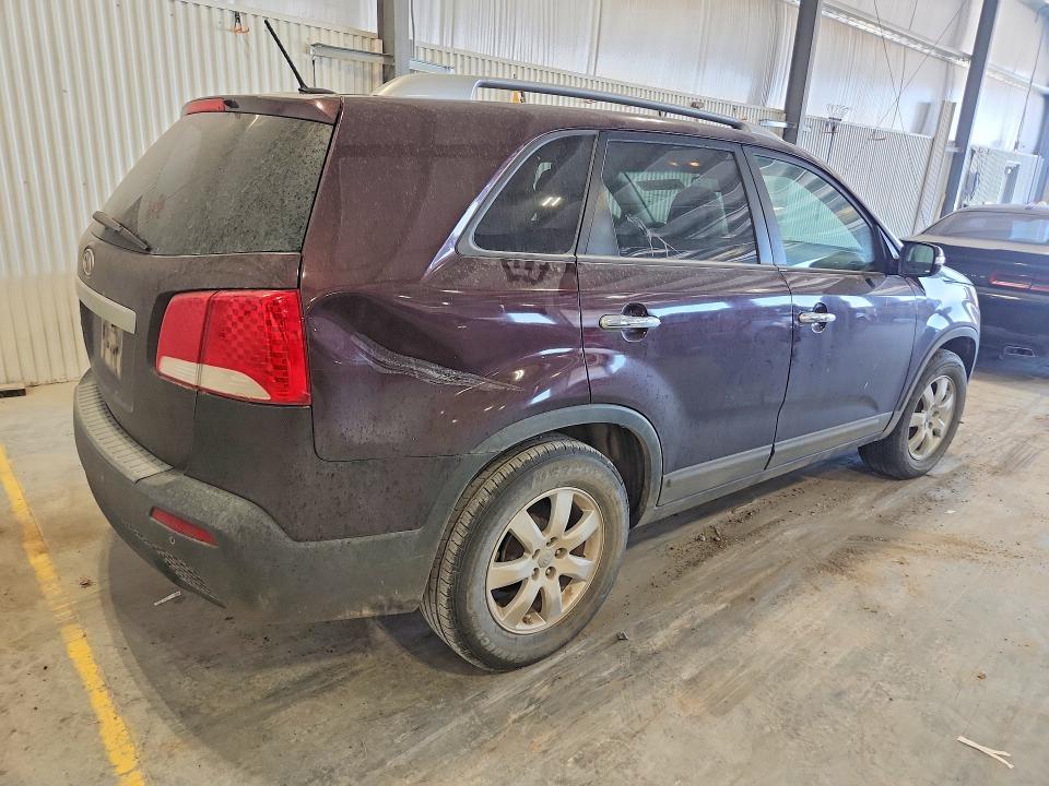 2013 Kia Sorento მანქანა იყიდება აუქციონზე, vin: 5XYKT3A68DG382895, აუქციონის ნომერი: 52681486