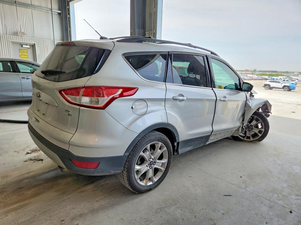 2014 Ford Escape მანქანა იყიდება აუქციონზე, vin: 1FMCU9GXXEUC76027, აუქციონის ნომერი: 53210336