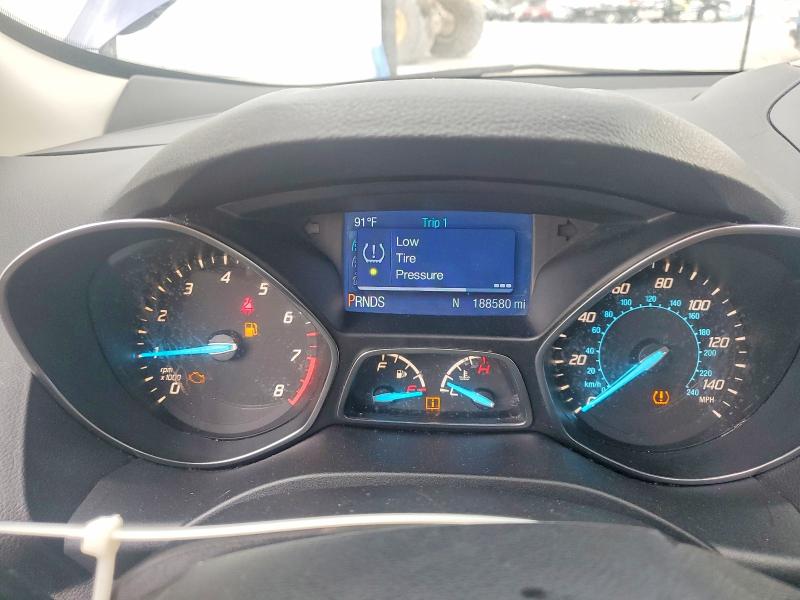 Продажа на аукционе авто 2015 Ford Escape, vin: 1FMCU0GX1FUA37138, номер лота: 55240276