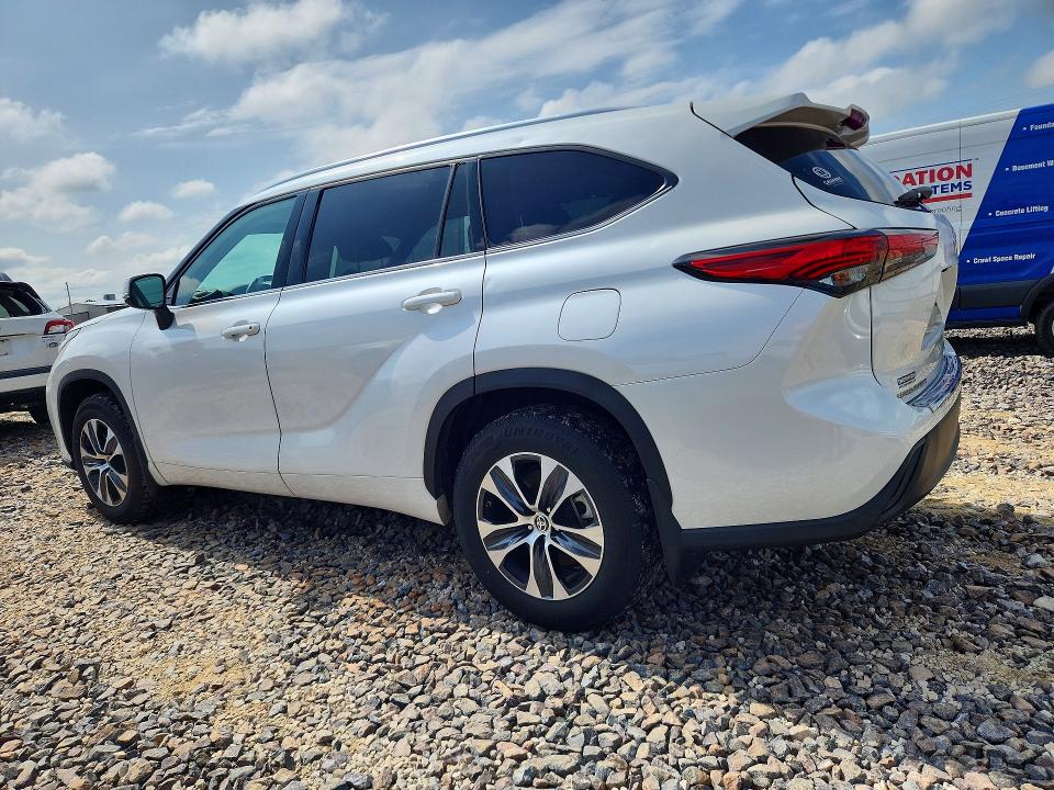 54323406 :رقم المزاد ، 5TDGZRBH0LS518056 vin ، 2020 Toyota Highlander مزاد بيع
