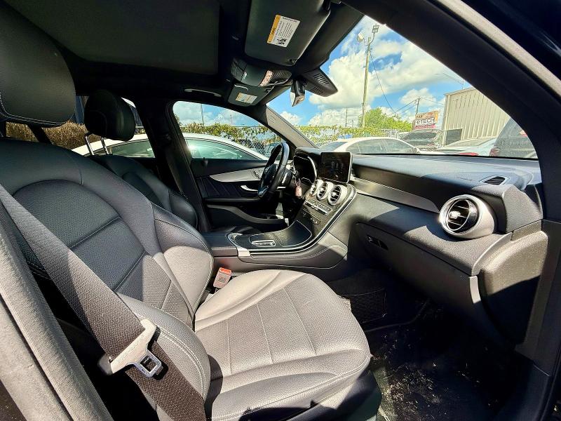2020 Mercedes-benz Glc მანქანა იყიდება აუქციონზე, vin: W1N0G8DB4LF775546, აუქციონის ნომერი: 54433666