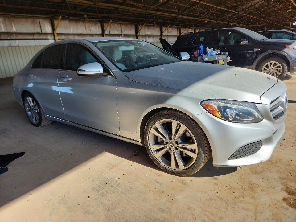 54899066 :رقم المزاد ، 55SWF4JB0JU277197 vin ، 2018 Mercedes-benz C مزاد بيع