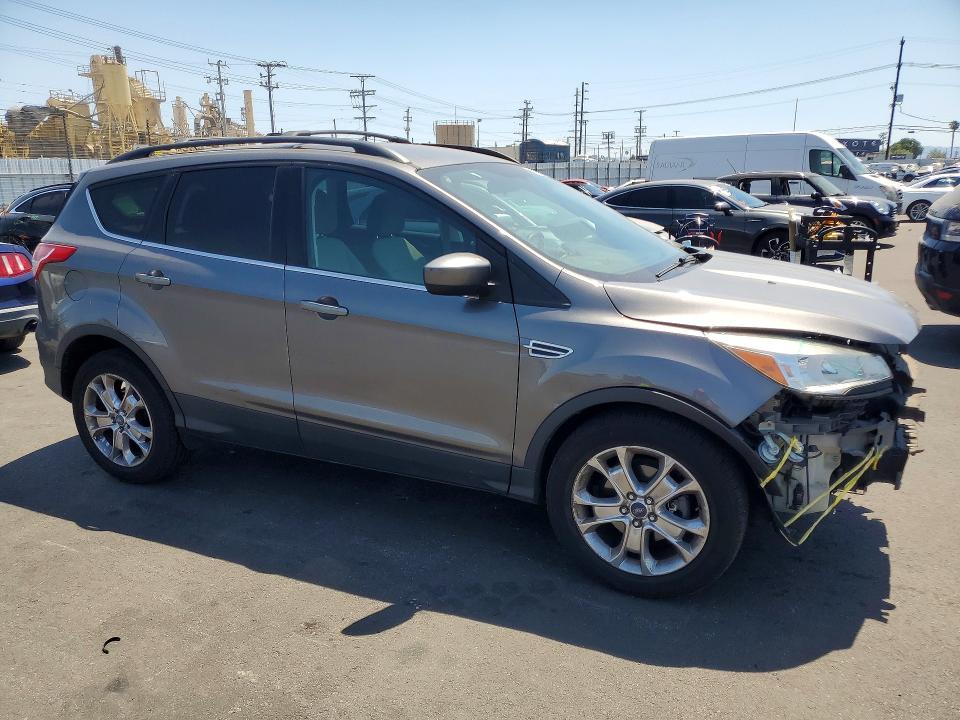 2013 Ford Escape მანქანა იყიდება აუქციონზე, vin: 1FMCU9G93DUB50835, აუქციონის ნომერი: 54487136