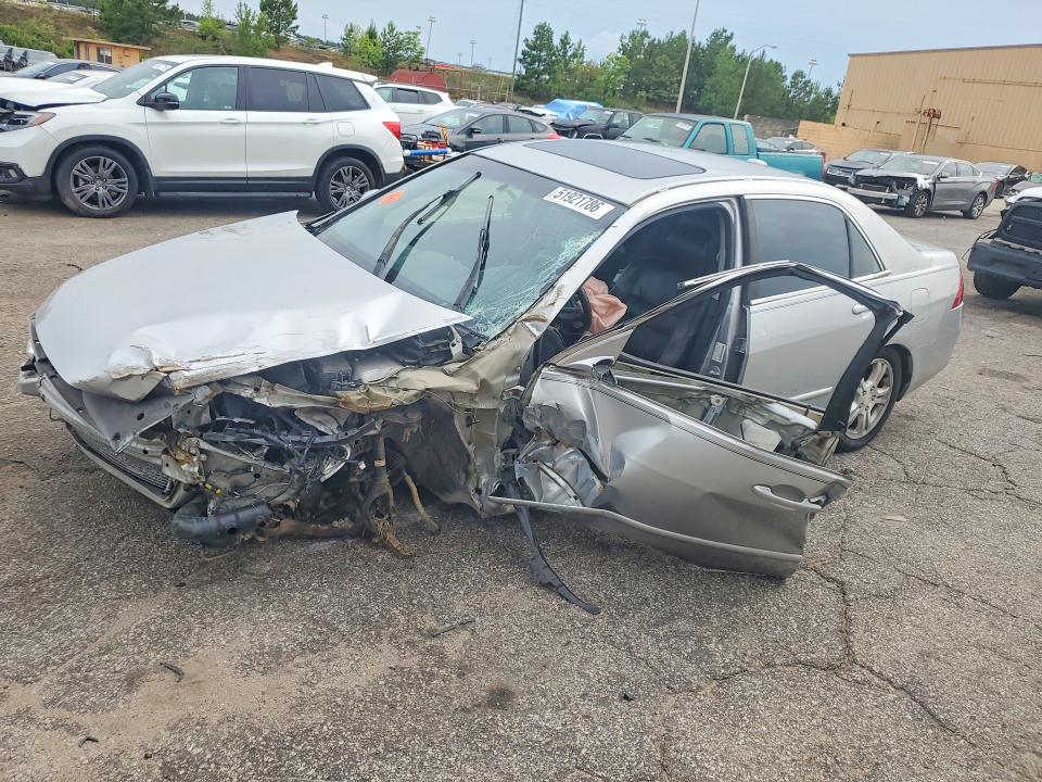 51921786 :رقم المزاد ، 1HGCM56887A041848 vin ، 2007 Honda Accord مزاد بيع