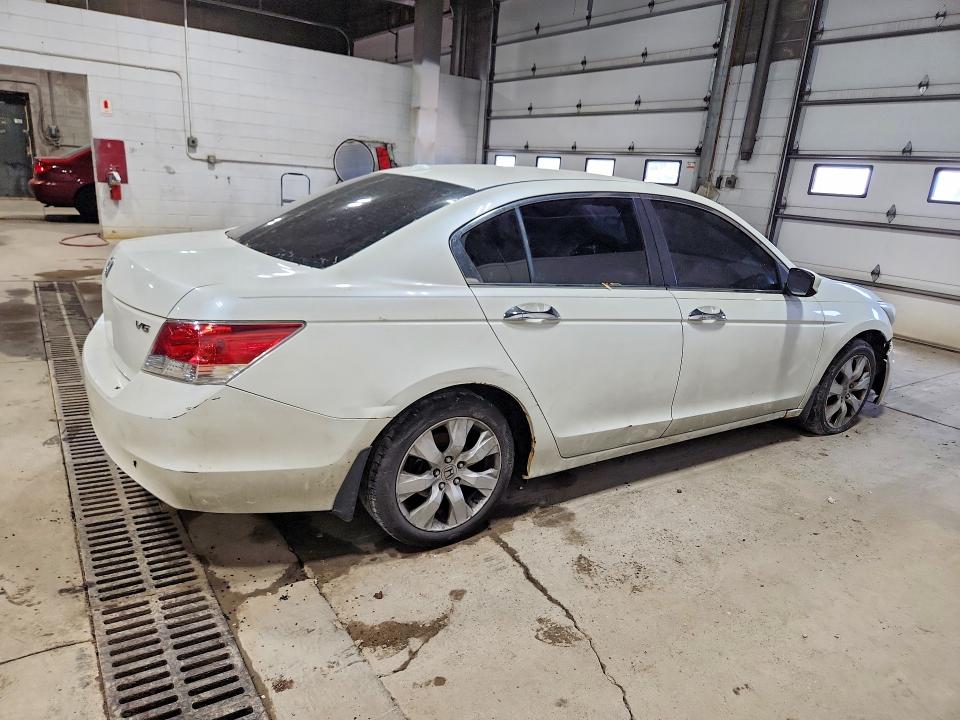 55321526 :رقم المزاد ، 1HGCP3F85AA014562 vin ، 2010 Honda Accord مزاد بيع