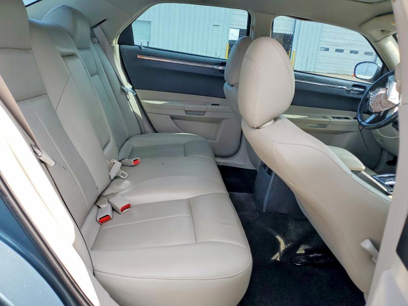 54618986 :رقم المزاد ، 2C3JA53G45H551272 vin ، 2005 Chrysler 300 مزاد بيع