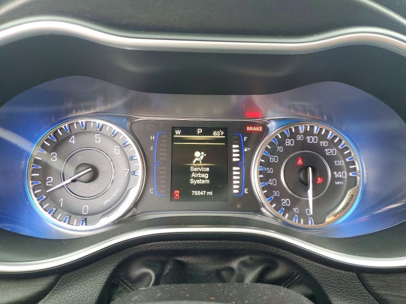 2016 Chrysler 200 მანქანა იყიდება აუქციონზე, vin: 1C3CCCAB7GN152171, აუქციონის ნომერი: 51765766