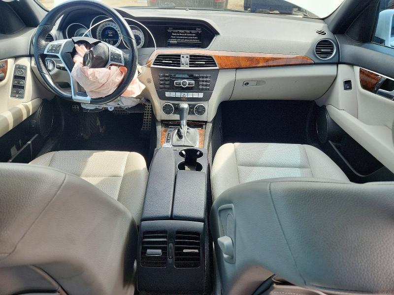 54816456 :رقم المزاد ، WDDGF8AB5DG075176 vin ، 2013 Mercedes-benz C مزاد بيع