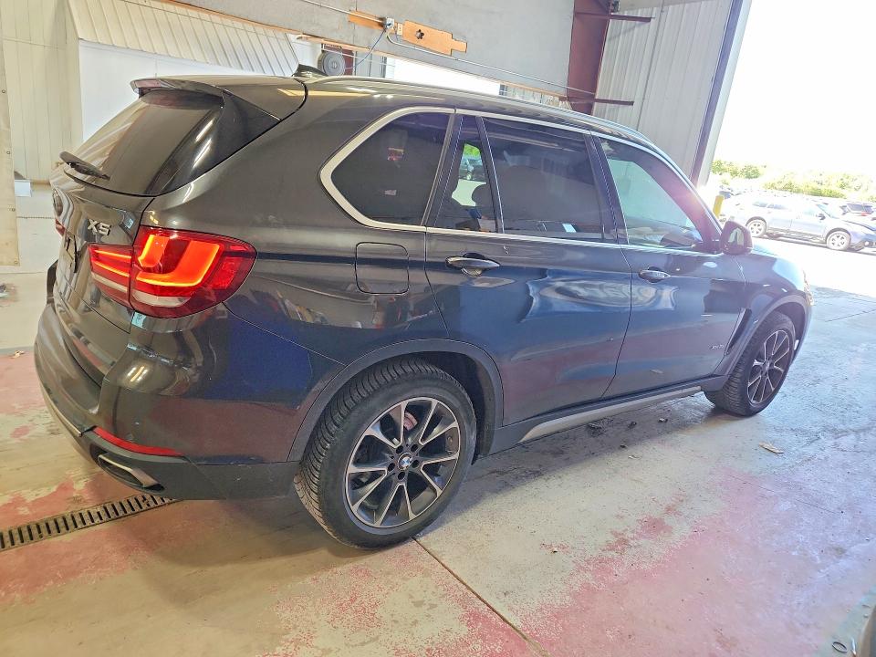 Продаж на аукціоні авто 2018 Bmw X5, vin: 5UXKR0C50J0X86632, номер лоту: 55644006