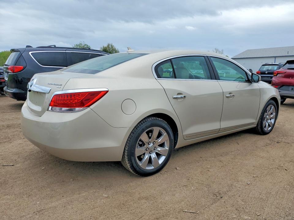 52249976 :رقم المزاد ، 1G4GC5EDXBF345241 vin ، 2011 Buick Lacrosse مزاد بيع