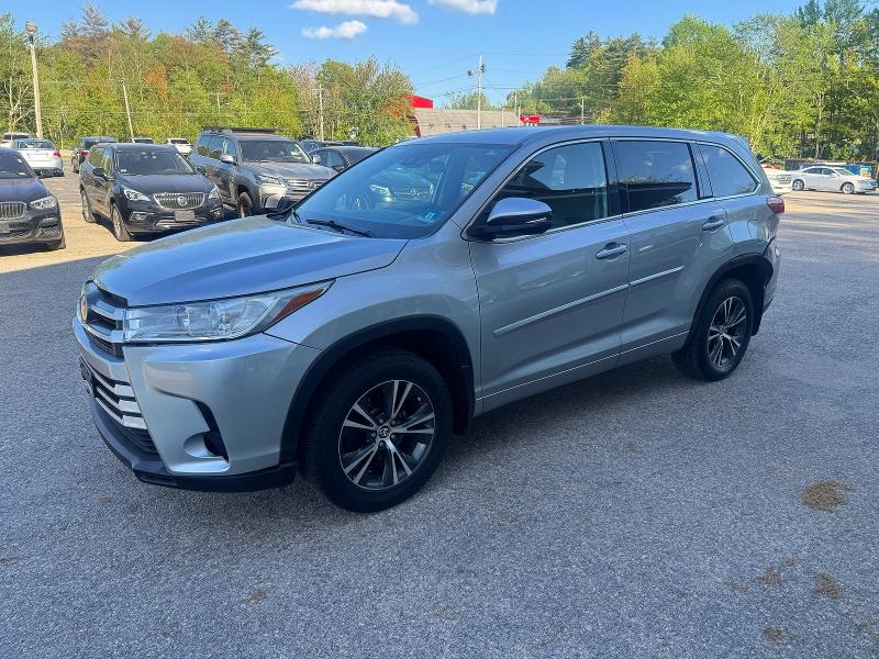 Auction sale of the 2018 Toyota Highlander, vin: 5TDBZRFH9JS843564, lot number: 54715566