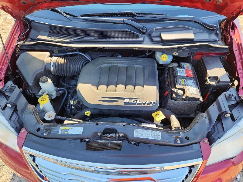 52090396 :رقم المزاد ، 2C4RC1BG2DR712181 vin ، 2013 Chrysler Town & Country مزاد بيع