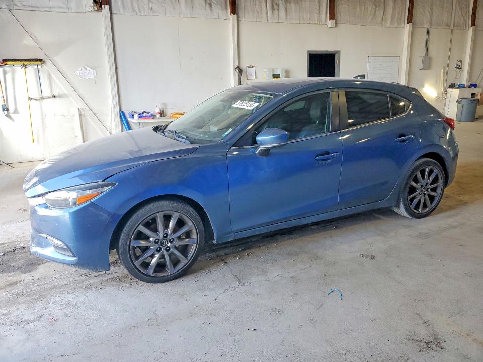 Продаж на аукціоні авто 2018 Mazda 3, vin: 3MZBN1L39JM235921, номер лоту: 52895126