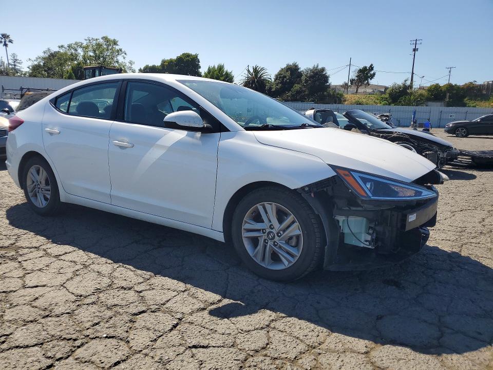 Продажа на аукционе авто 2020 Hyundai Elantra, vin: 5NPD84LF7LH542639, номер лота: 54884636