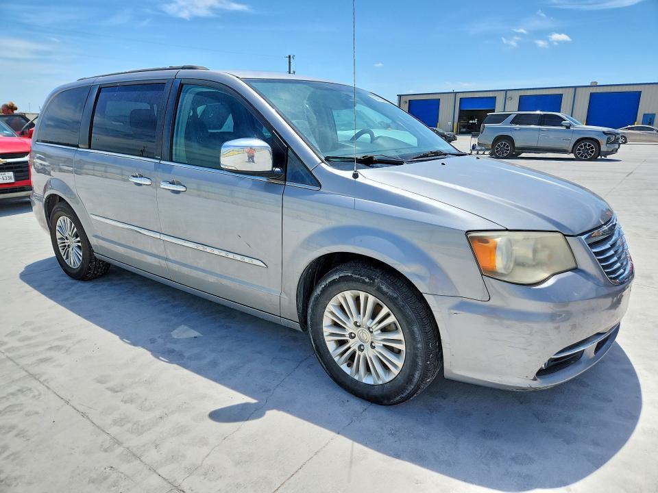 50467806 :رقم المزاد ، 2C4RC1CG2DR767891 vin ، 2013 Chrysler Town & Country مزاد بيع