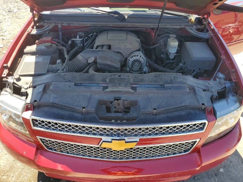 2014 Chevrolet Suburban მანქანა იყიდება აუქციონზე, vin: 1GNSKHE72ER180017, აუქციონის ნომერი: 53212066