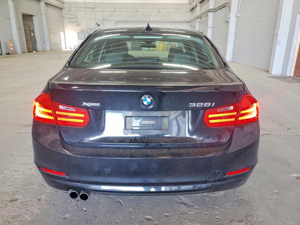 52170516 :رقم المزاد ، WBA3B3C58EJ979006 vin ، 2014 Bmw 328 مزاد بيع