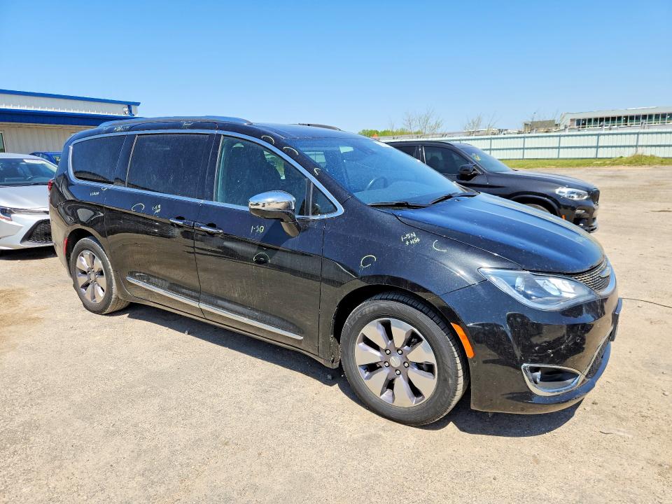 53623786 :رقم المزاد ، 2C4RC1N73LR129807 vin ، 2020 Chrysler Pacifica مزاد بيع