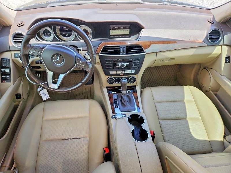 Продаж на аукціоні авто 2014 Mercedes-benz C, vin: WDDGF4HB1EA960204, номер лоту: 54993736