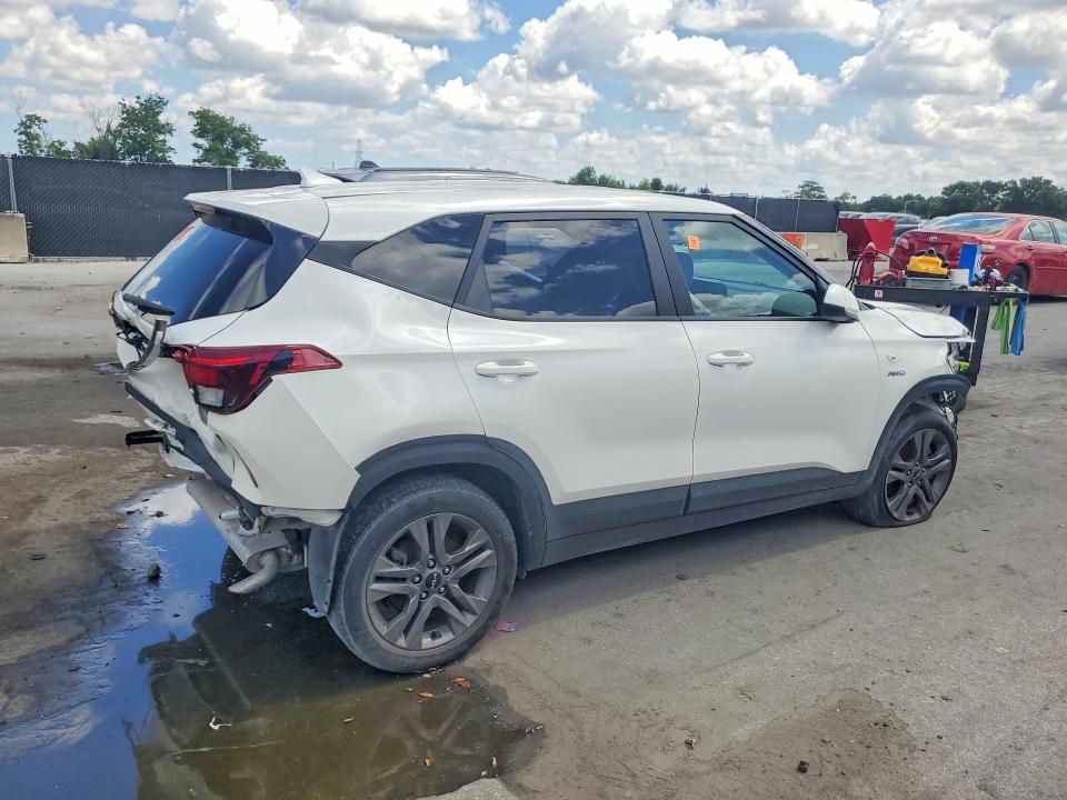 2023 Kia Seltos მანქანა იყიდება აუქციონზე, vin: KNDEPCAA2P7370586, აუქციონის ნომერი: 53986916