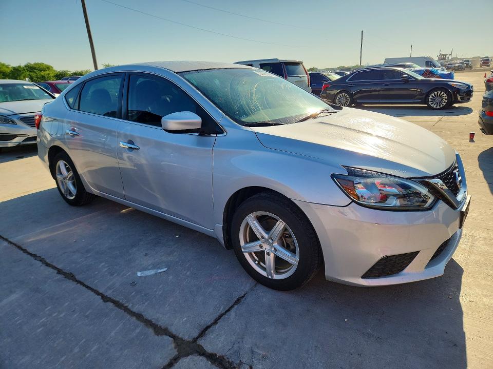 2017 Nissan Sentra მანქანა იყიდება აუქციონზე, vin: 3N1AB7AP6HL712355, აუქციონის ნომერი: 53280476