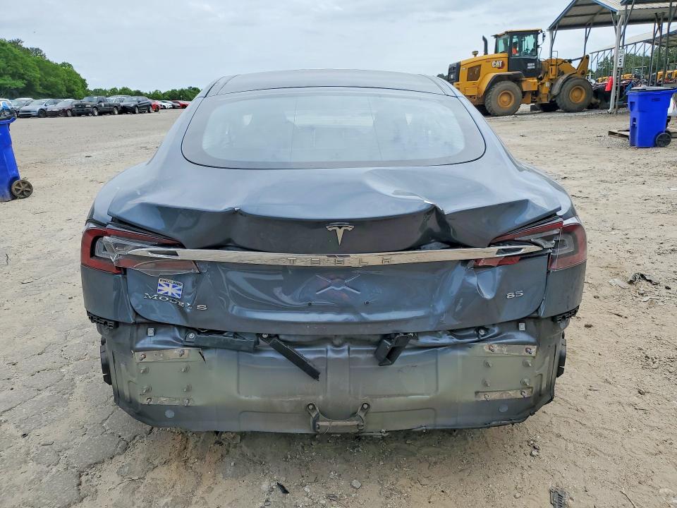 52353196 :رقم المزاد ، 5YJSA1CN0DFP19632 vin ، 2013 Tesla Model S مزاد بيع