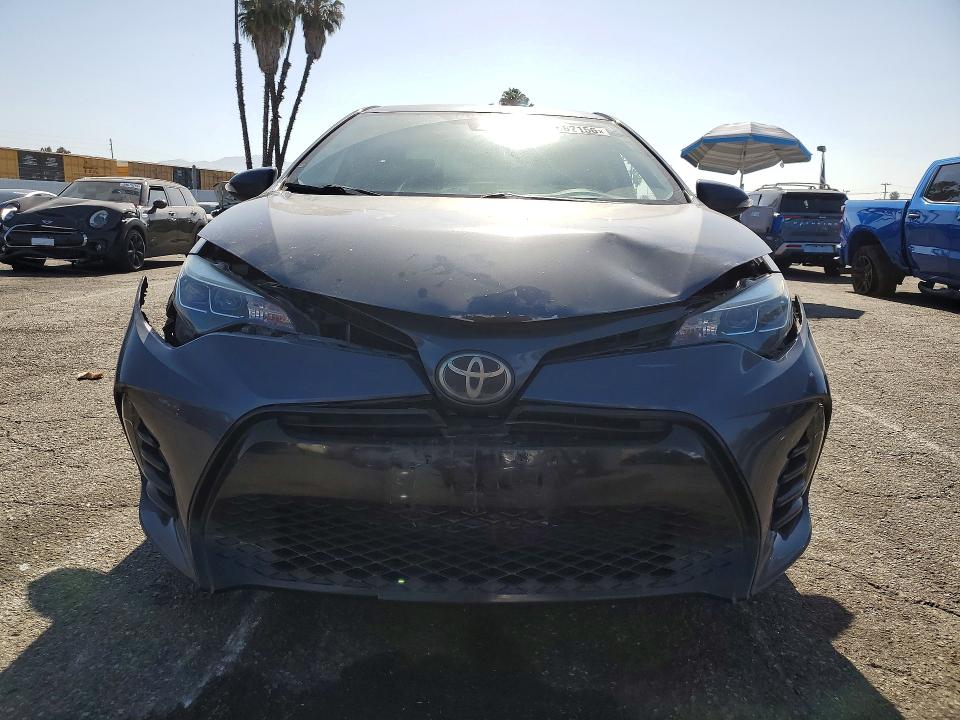 2018 Toyota Corolla მანქანა იყიდება აუქციონზე, vin: 5YFBURHE0JP843057, აუქციონის ნომერი: 54682156