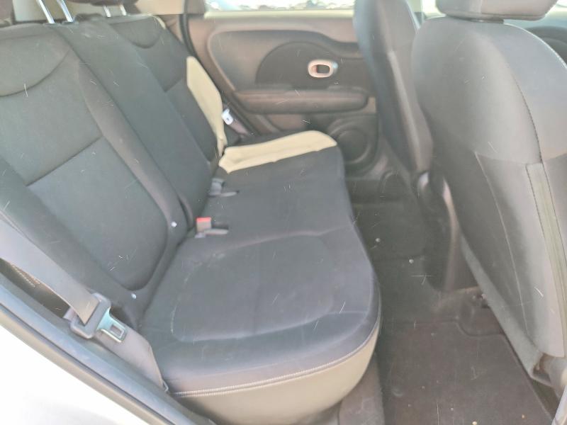 Продаж на аукціоні авто 2015 Kia Soul, vin: KNDJN2A28F7175372, номер лоту: 53526026