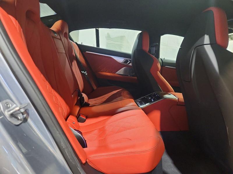 53098806 :رقم المزاد ، WBSGV0C05SCW14242 vin ، 2025 Bmw M8 مزاد بيع