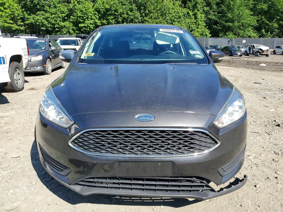 55085116 :رقم المزاد ، 1FADP3K26FL222777 vin ، 2015 Ford Focus مزاد بيع