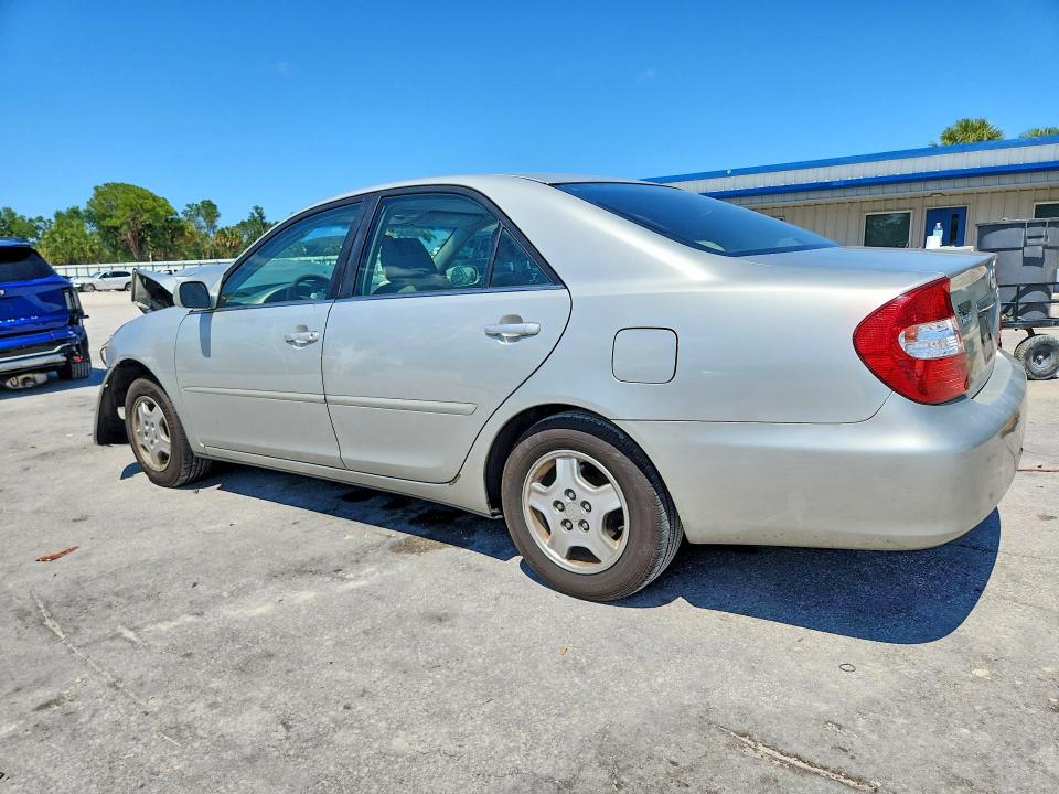 2003 Toyota Camry მანქანა იყიდება აუქციონზე, vin: 4T1BF32K03U043205, აუქციონის ნომერი: 53950786