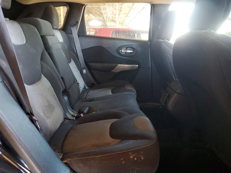 54881976 :رقم المزاد ، 1C4PJLAB8HW650989 vin ، 2017 Jeep Cherokee مزاد بيع
