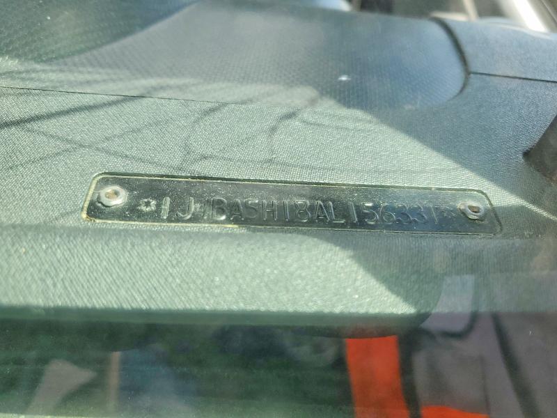 53131186 :رقم المزاد ، 1J4BA5H18AL156331 vin ، 2010 Jeep Wrangler Unlimited مزاد بيع