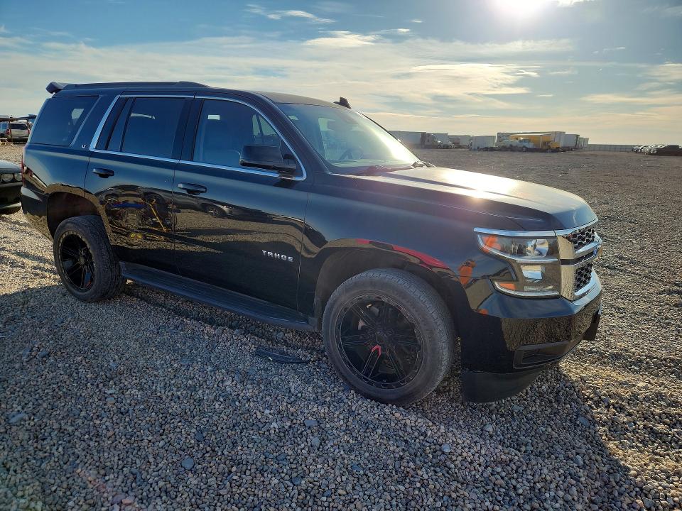 53104486 :رقم المزاد ، 1GNSCBKC7HR377846 vin ، 2017 Chevrolet Tahoe مزاد بيع