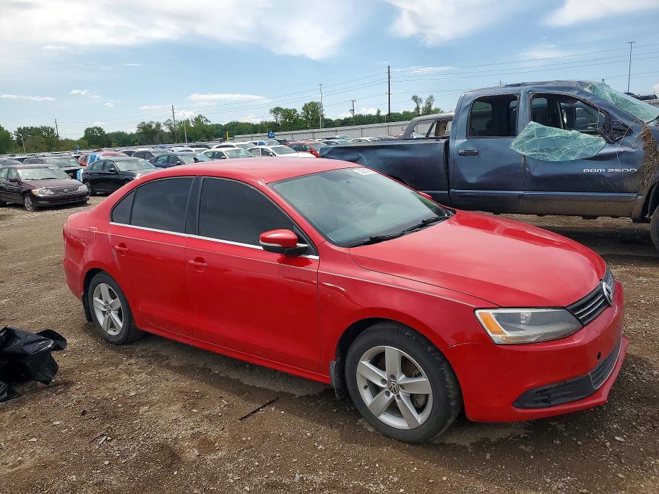 Продаж на аукціоні авто 2014 Volkswagen Jetta, vin: 3VWLL7AJ7EM275497, номер лоту: 52214386