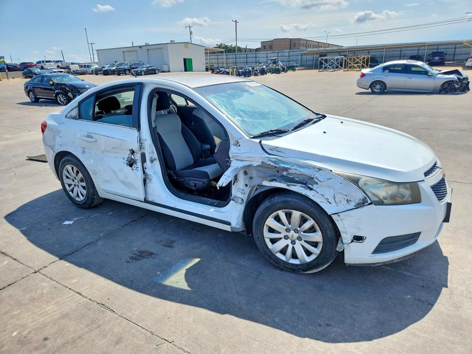 55370946 :رقم المزاد ، 1G1PC5SH8B7101537 vin ، 2011 Chevrolet Cruze مزاد بيع